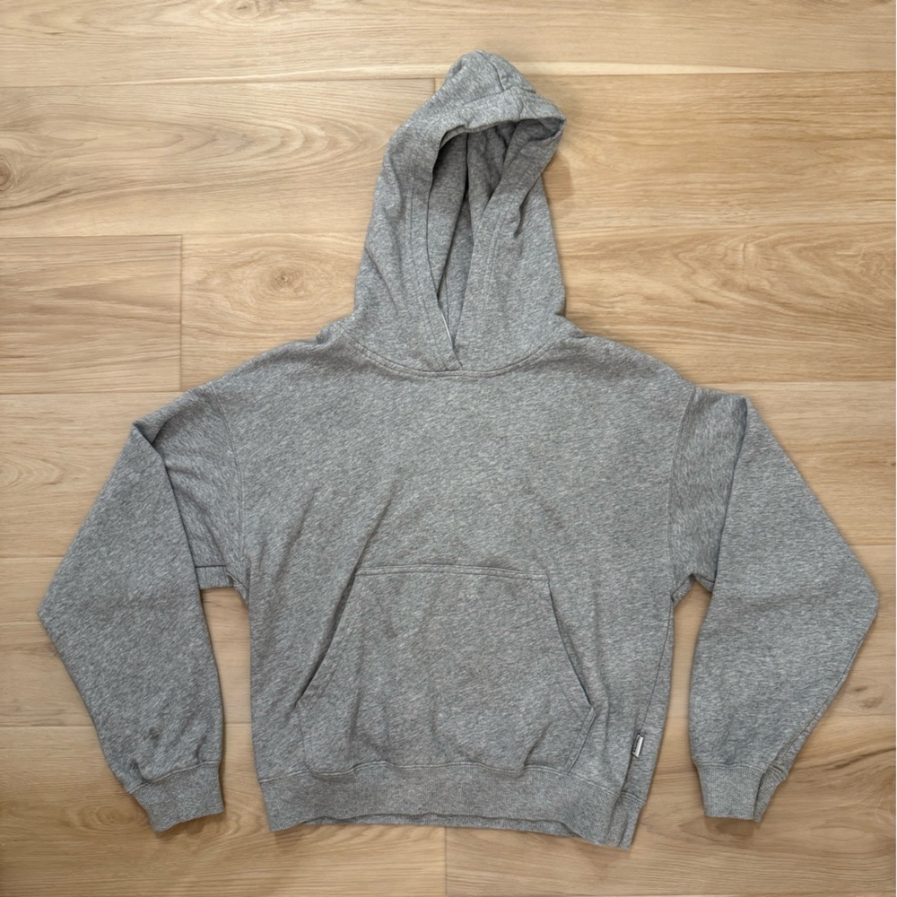 Fabletics Gray Hooded Pullover Women’s Size Extra Small Kangaroo Pocket